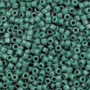 Perles Miyuki d&eacute;licas 11/0 Duracoat opaque dyed forest green DB-2358
