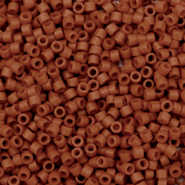 Perles Miyuki délicas 11/0 Opaque sf dyed sienna brown DB-794