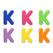 Perles acryliques alphabet lettre K Multicolore
