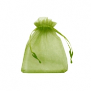 Sachet à bijoux en organza 7x9cm vert olive