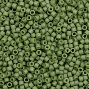 Perles Miyuki delicas 11/0 Opaque matte luster olive green DB-391