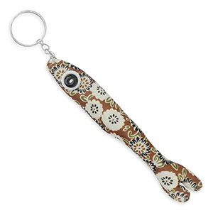 Porte-cl&eacute;s poisson 17.5cm Marron-blanc cass&eacute;-noir-vert