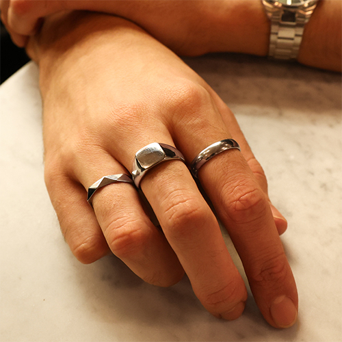 Laissez-vous inspirer par les bagues en acier inoxydable pour homme