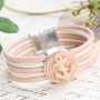 Les plus beaux bracelets avec cabochons en cam&eacute;e