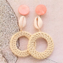 Boucles d&rsquo;oreilles en style soutache avec pendentifs au crochet et m&eacute;tal DQ 