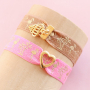 Must-have pour l&rsquo;&eacute;t&eacute; : bracelets + &eacute;lastiques &agrave; cheveux du ruban &eacute;lastique ! 