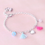 Bijoux &agrave; breloques color&eacute;es pour filles