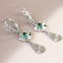 Cr&eacute;ez les plus belles boucles d'oreilles tendance avec des breloques en laiton !