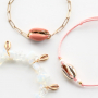 Voici comment confectionner des bijoux d&rsquo;&eacute;t&eacute; avec nos perles coquillage :