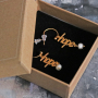 Vous pouvez confectionner ces magnifiques bijoux avec les tous nouveaux appr&ecirc;ts de boucles d&rsquo;oreilles et fermoirs pour bijoux en m&eacute;tal DQ :