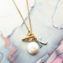 Voici comment combiner or et argent dans des bijoux tendance en acier inox :