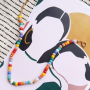 Lancez-vous avec les perles rondelles Heishi en verre dans la forme tendance du moment ! 