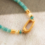 Voici comment cr&eacute;er une collection de bracelets avec des pierres naturelles