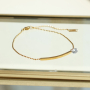 Comment combiner les cha&icirc;nes de cheville et les bracelets cet &eacute;t&eacute; ?