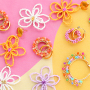 Soyez cr&eacute;atifs avec les accessoires en perles de rocaille pour boucles d'oreilles! 