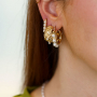 Comment pr&eacute;senter des boucles d'oreilles et bracelets en acier inoxydable?