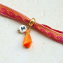 Cr&eacute;ez des bijoux personnalis&eacute;s avec des perles lettres en c&eacute;ramique