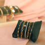 Soyez cr&eacute;atif avec notre trousse &agrave; bijoux de voyage et nos pr&eacute;sentoirs
