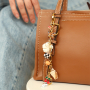 Mix & match avec des perles et breloques funky en m&eacute;tal
