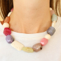 Cr&eacute;ez de magnifiques bijoux avec des perles et pendentifs en pierre naturelle