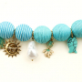 Apportez de la couleur &agrave; votre collection avec des perles acryliques