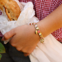 Cr&eacute;ez des bracelets personnalis&eacute;s avec les breloques italiennes