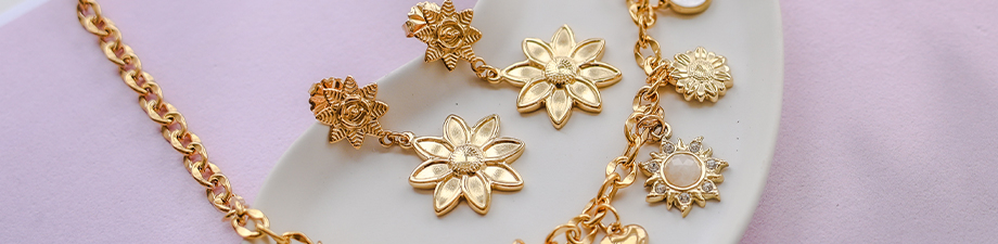Perles et breloques fleurs Perles et breloques fleurs