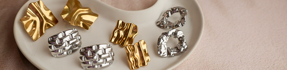 Découvrez nos boucles d'oreilles en acier inoxydable Découvrez nos boucles d'oreilles en acier inoxydable
